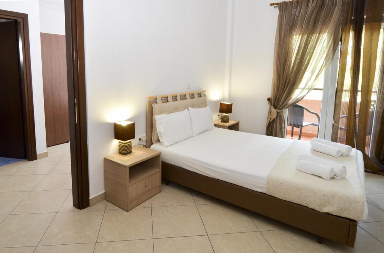 Inanthi Apartment Potos Ruang foto