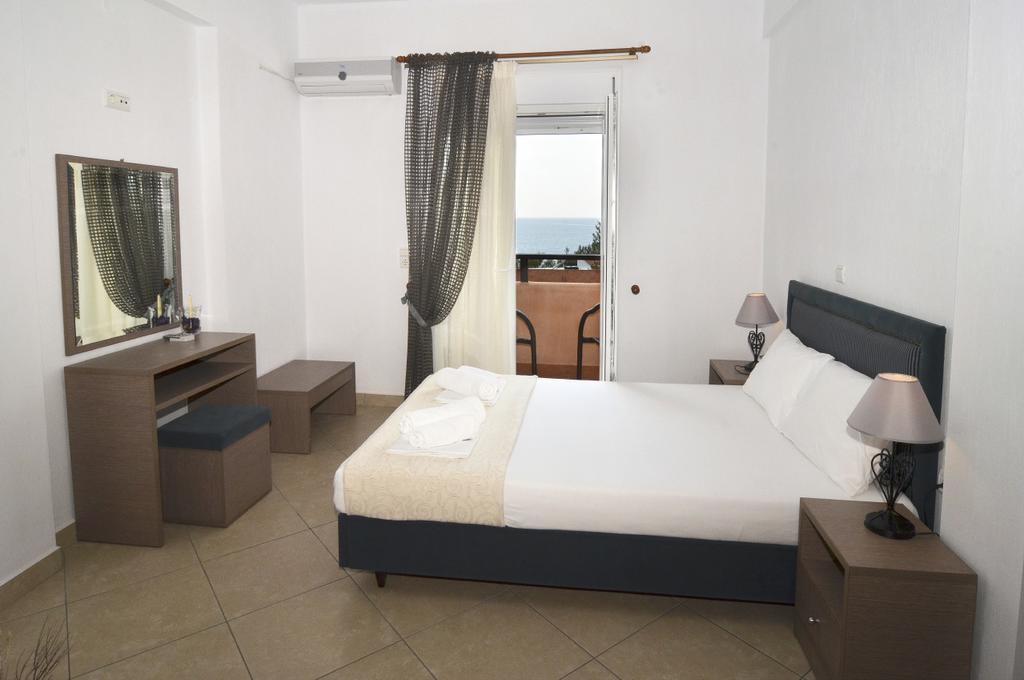 Inanthi Apartment Potos Bagian luar foto